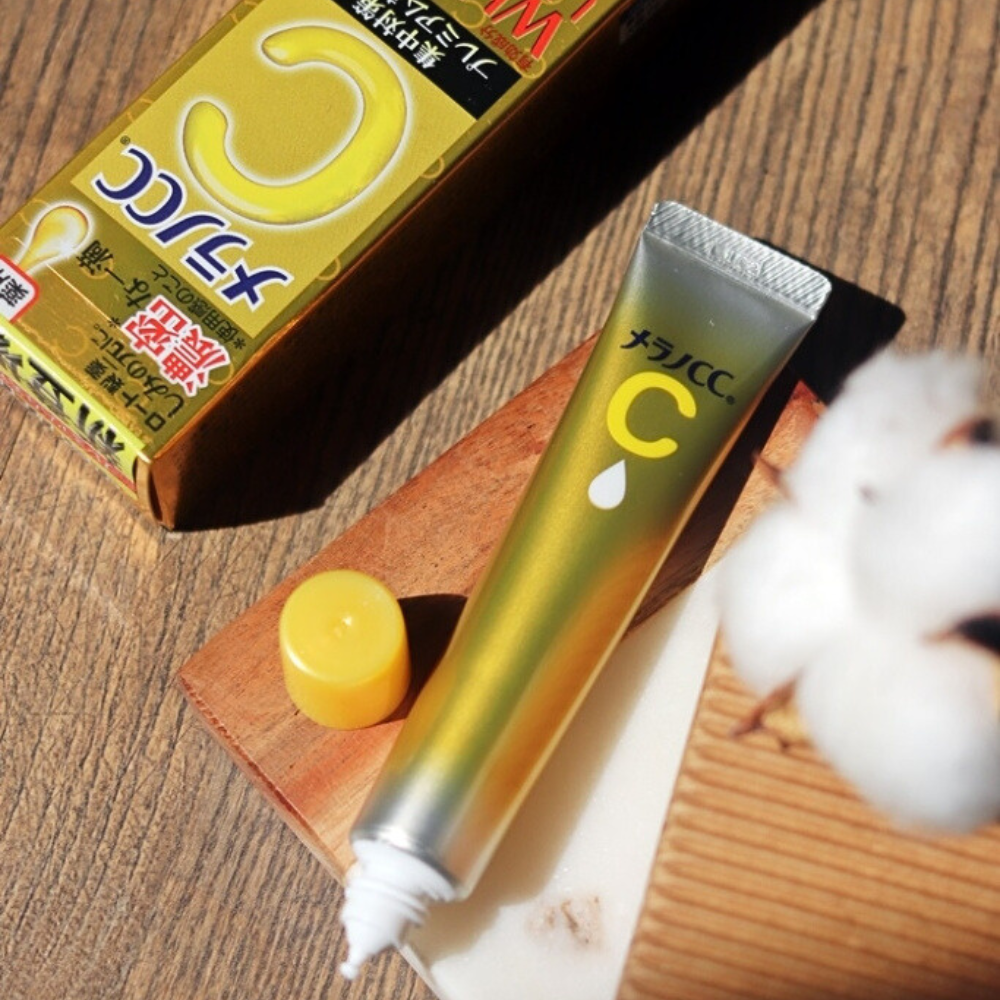 ROHTO MELANO CC Intensive Premium Anti Spot Stain Serum 20ml - Image 2